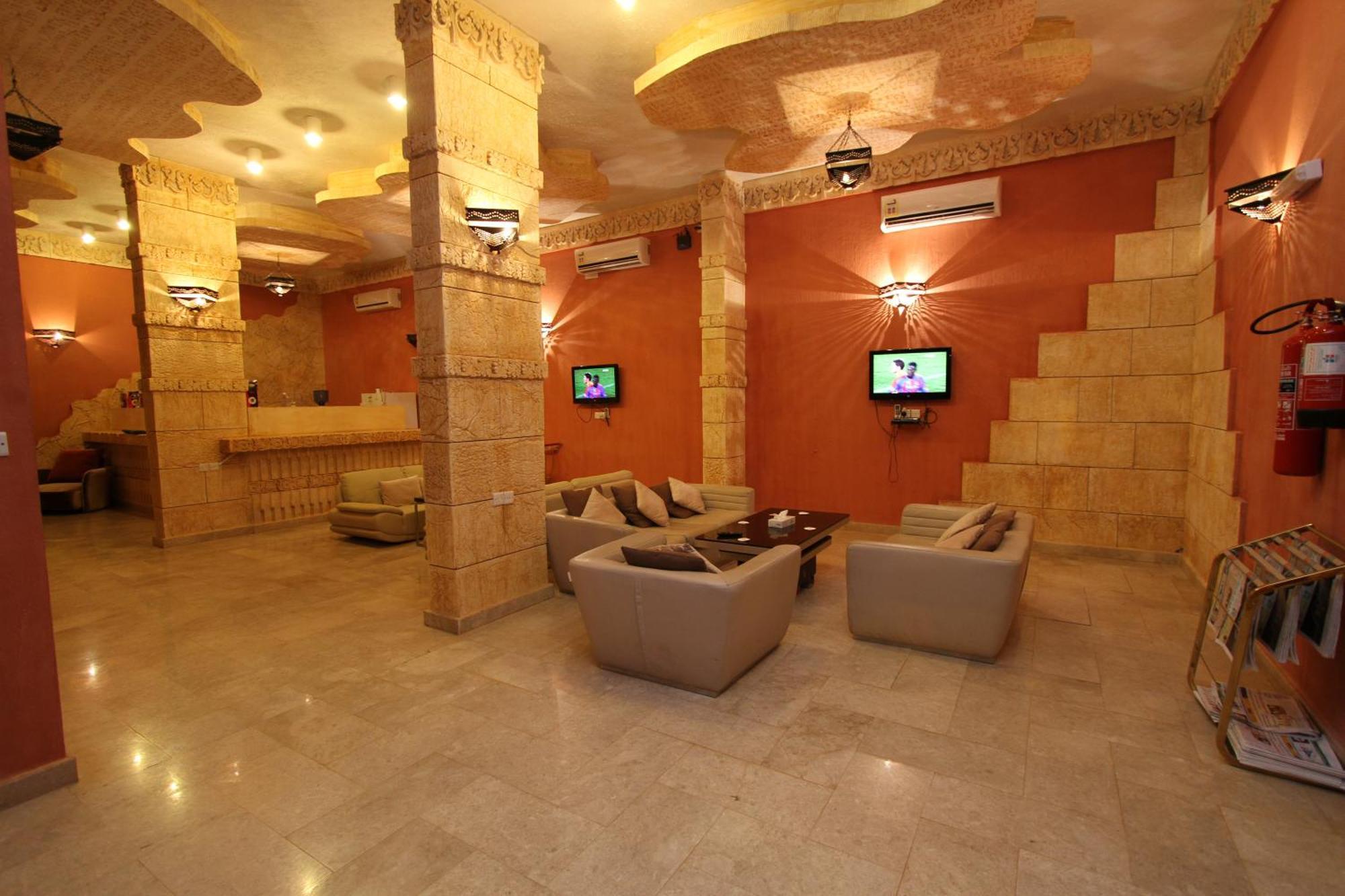رؤوم ان شقراء